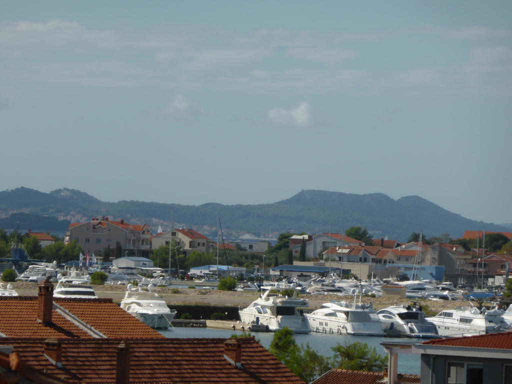 Apartments Angelina Sukošan エクステリア 写真