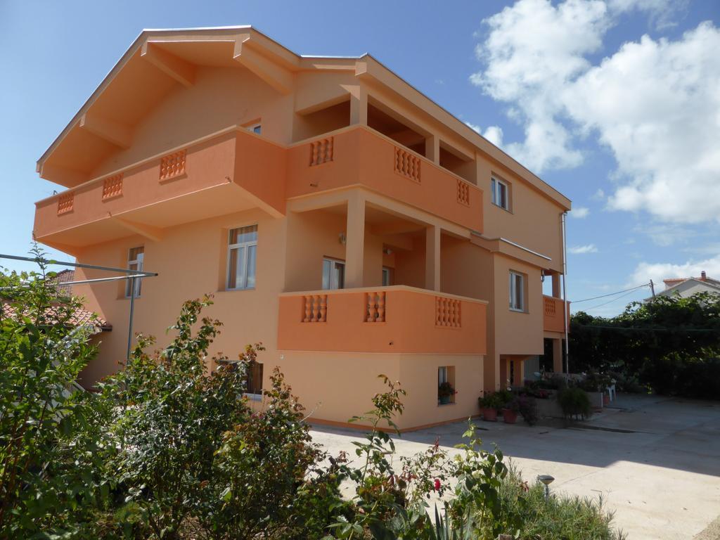 Apartments Angelina Sukošan エクステリア 写真