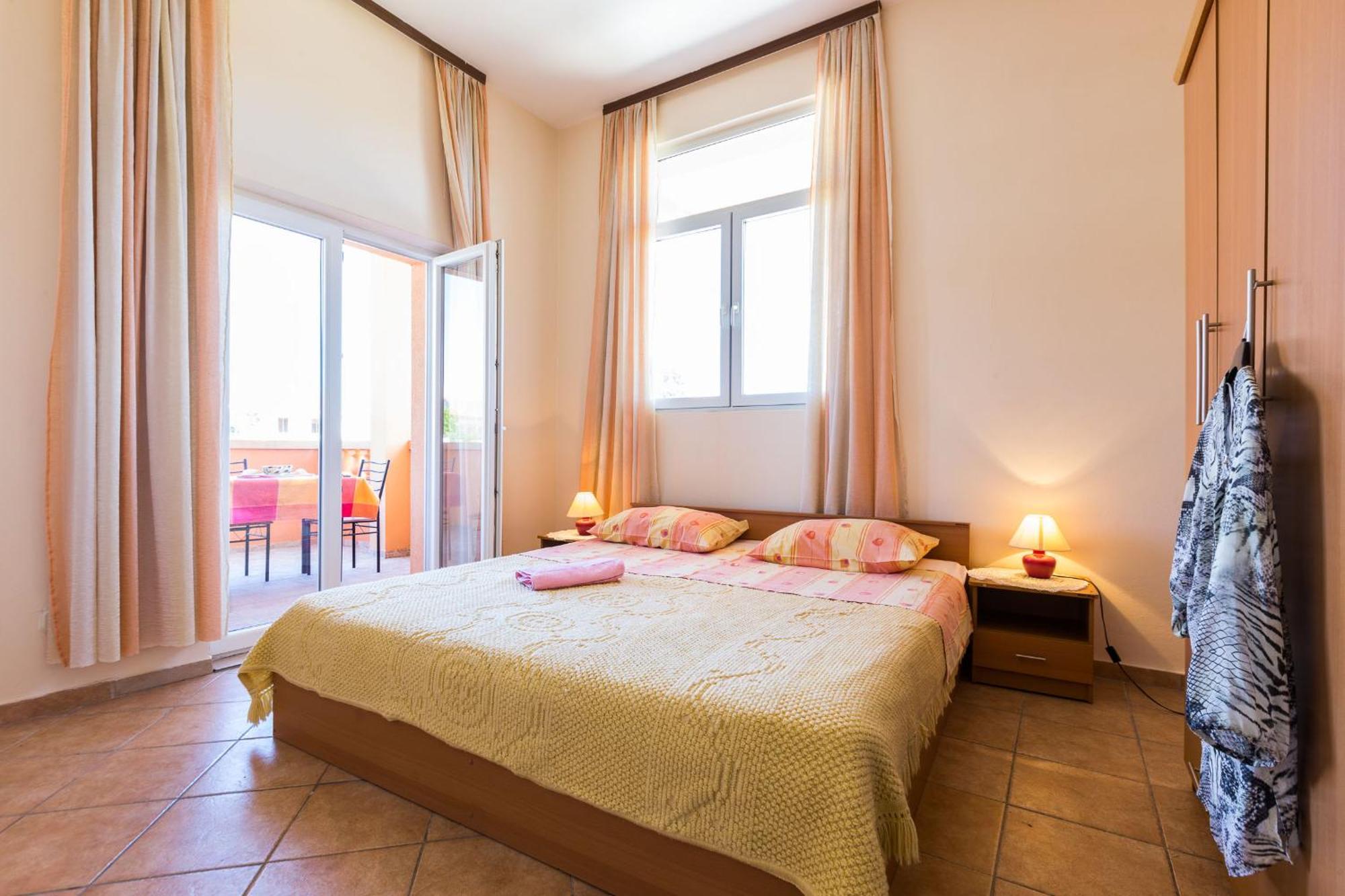 Apartments Angelina Sukošan エクステリア 写真